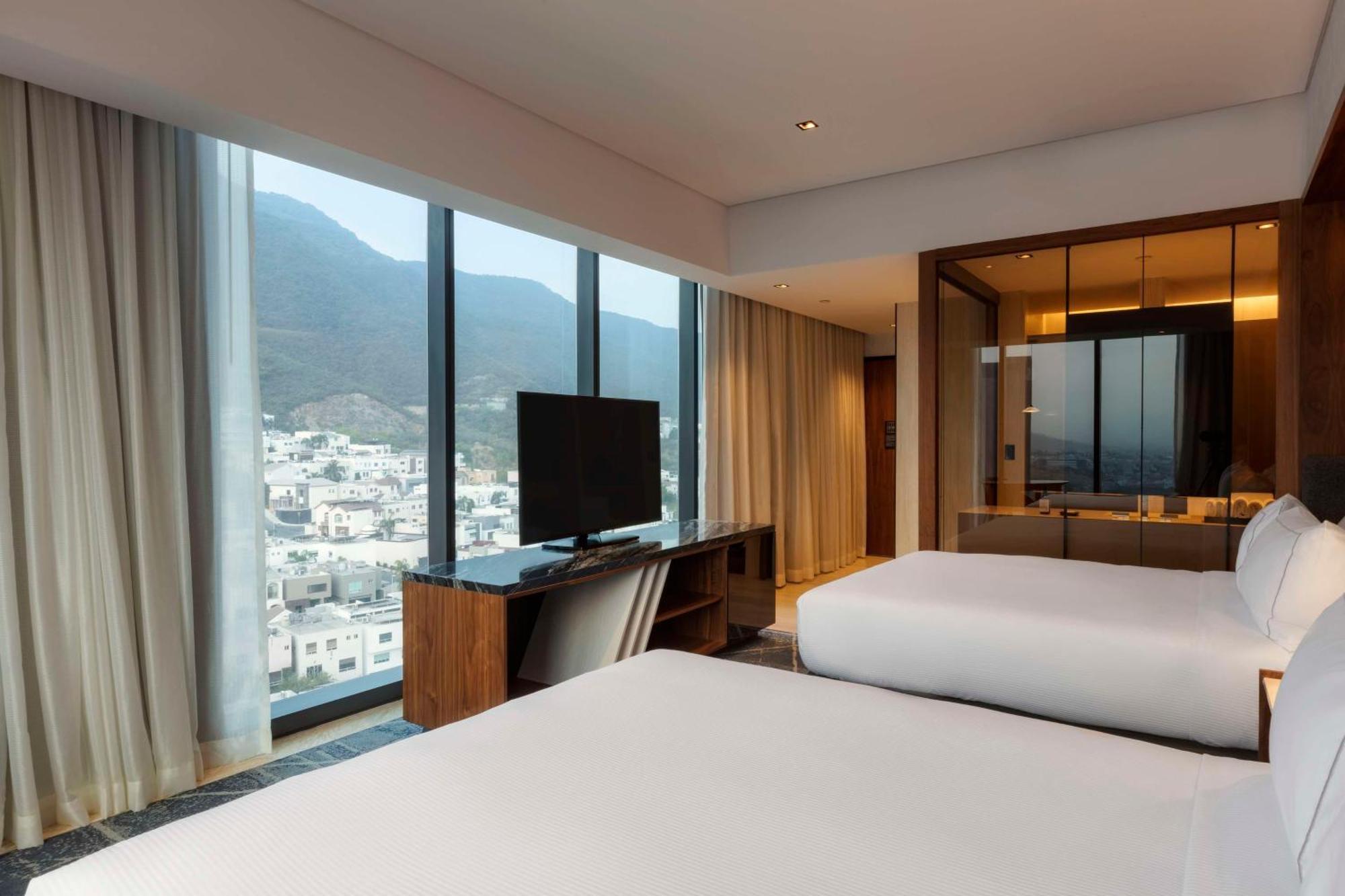 Hilton Monterrey Valle Esterno foto