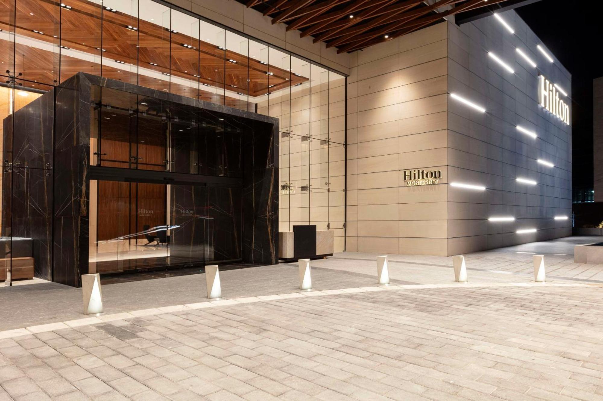 Hilton Monterrey Valle Esterno foto