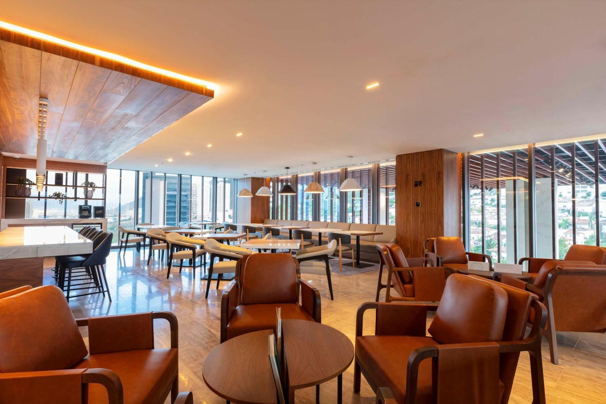 Hilton Monterrey Valle Esterno foto